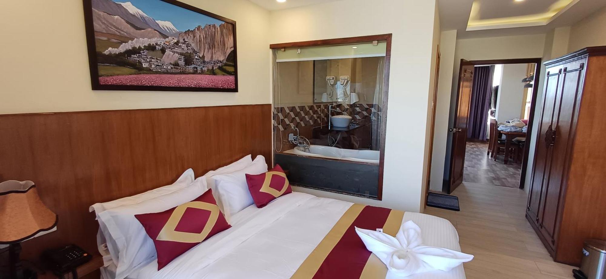 Hotel Yakroo Manang Kathmandu Exterior foto