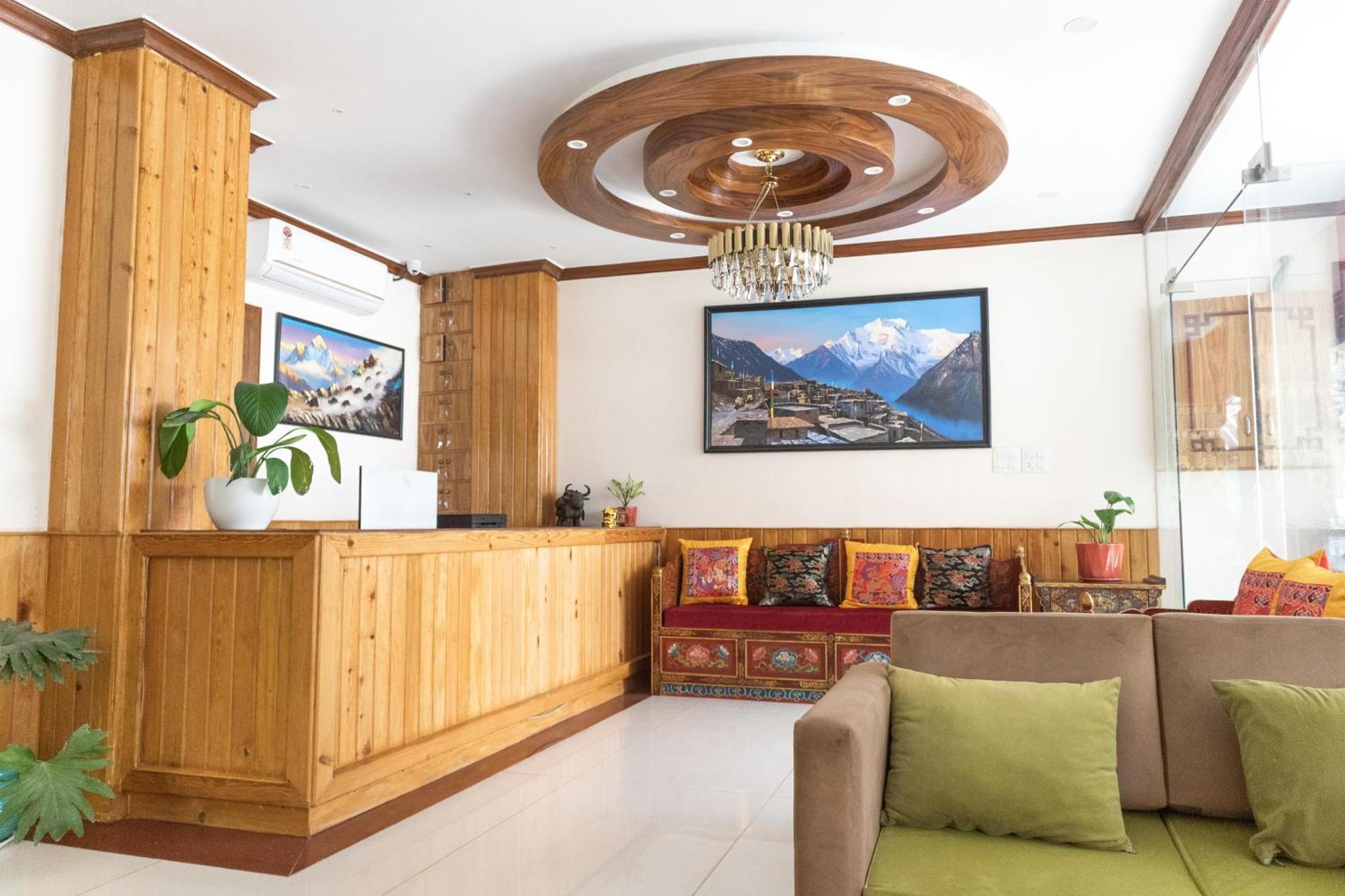 Hotel Yakroo Manang Kathmandu Exterior foto