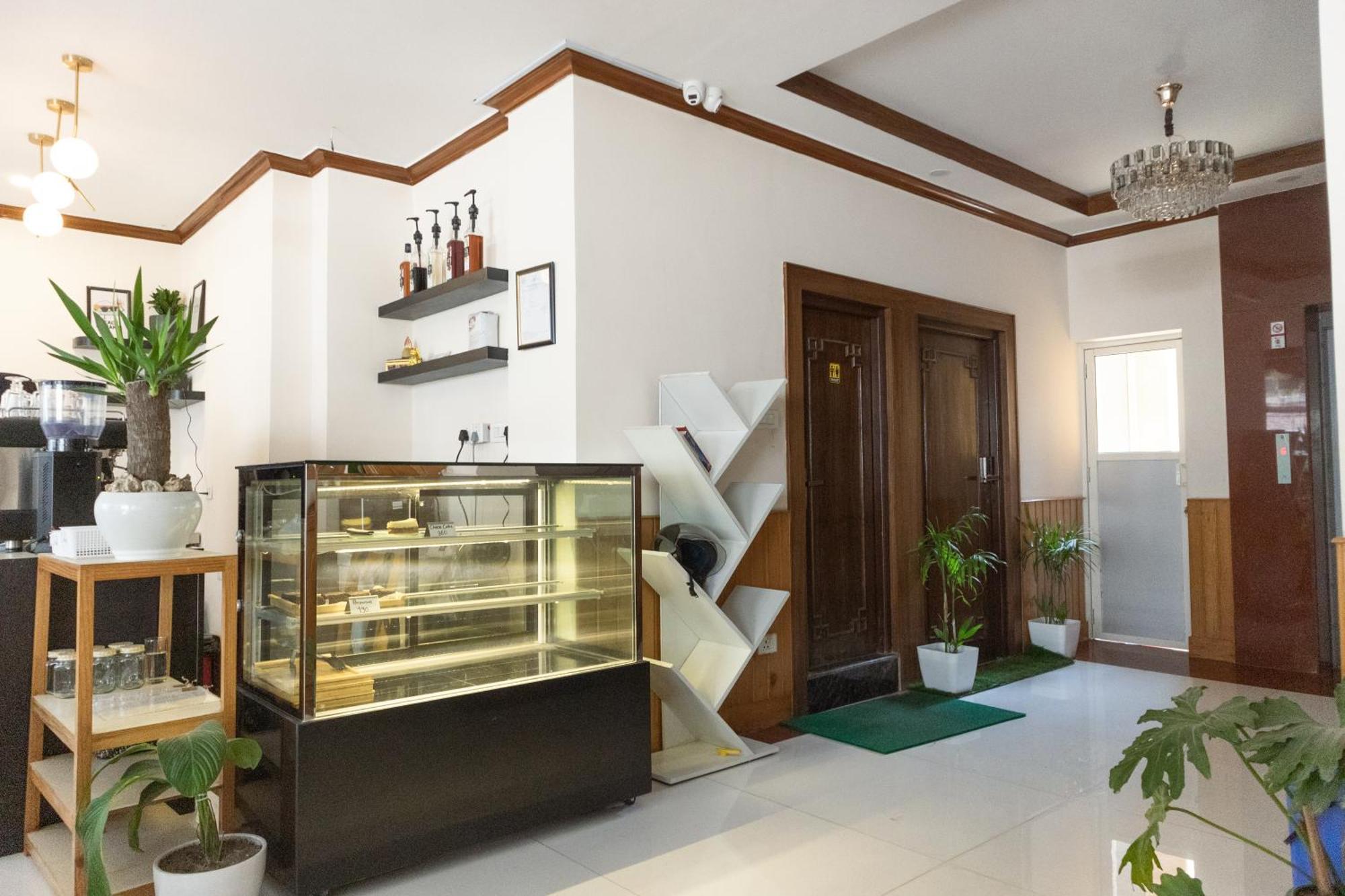 Hotel Yakroo Manang Kathmandu Exterior foto